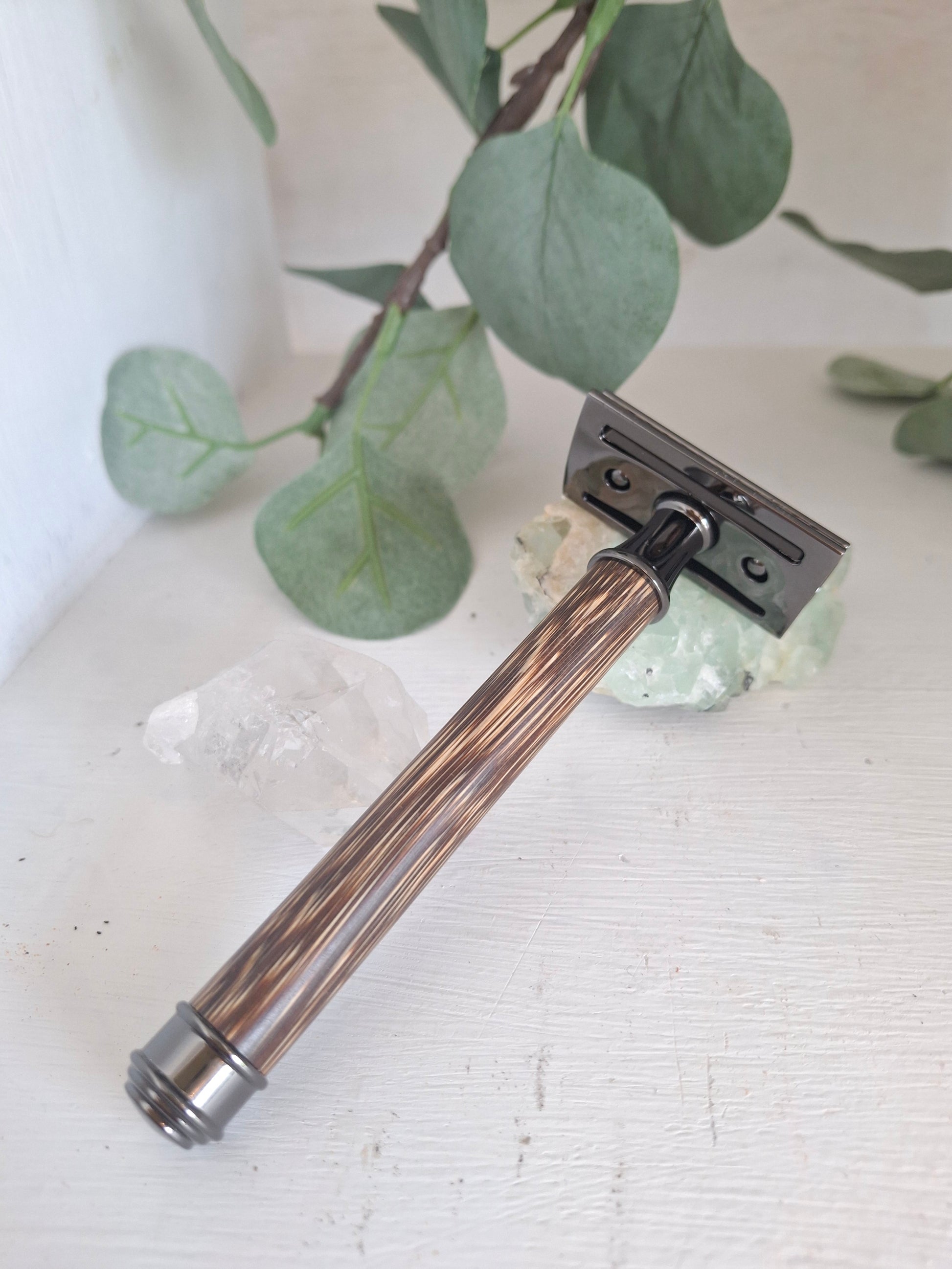 Reusable Safety Razors