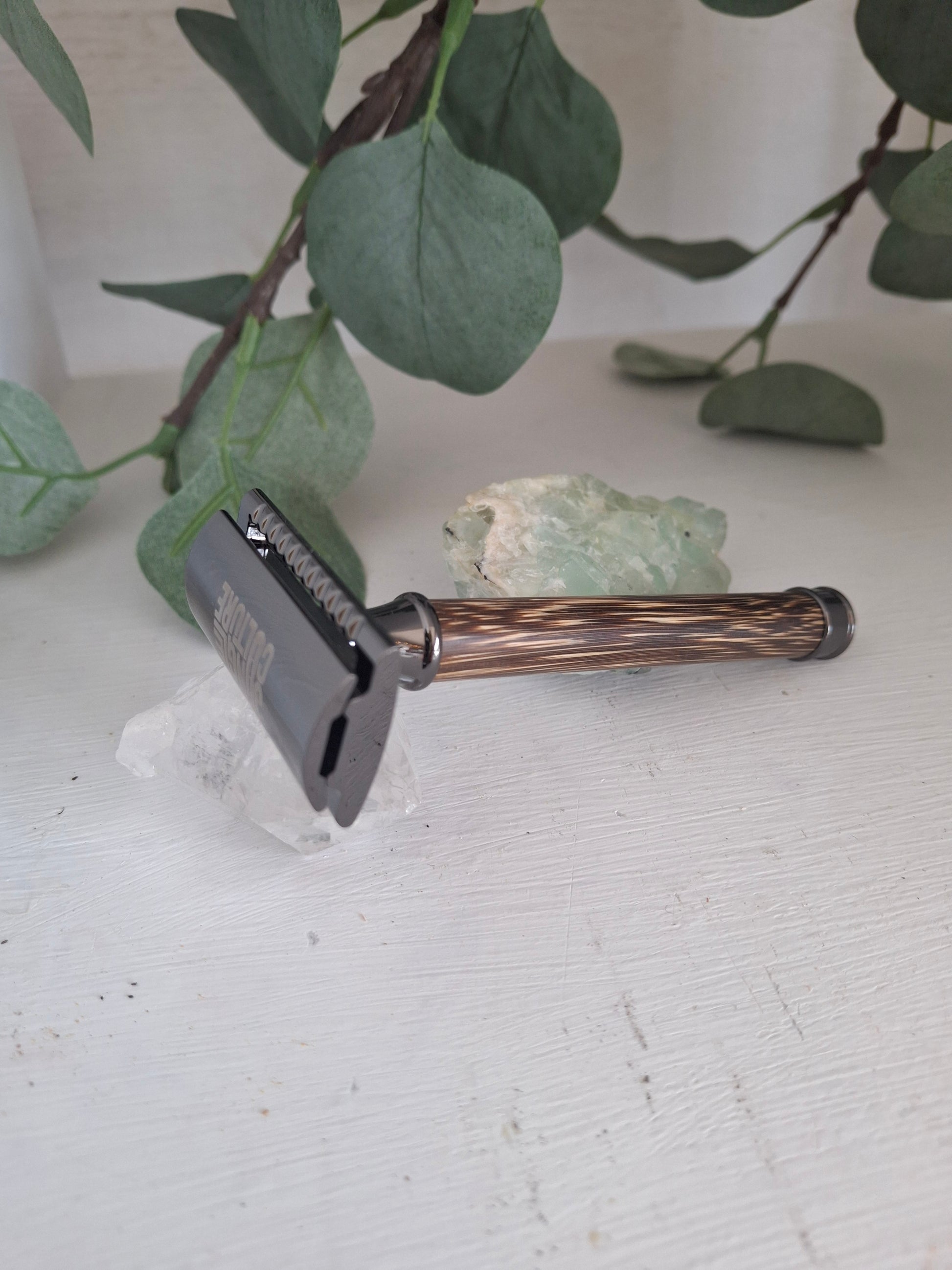 Reusable Safety Razors