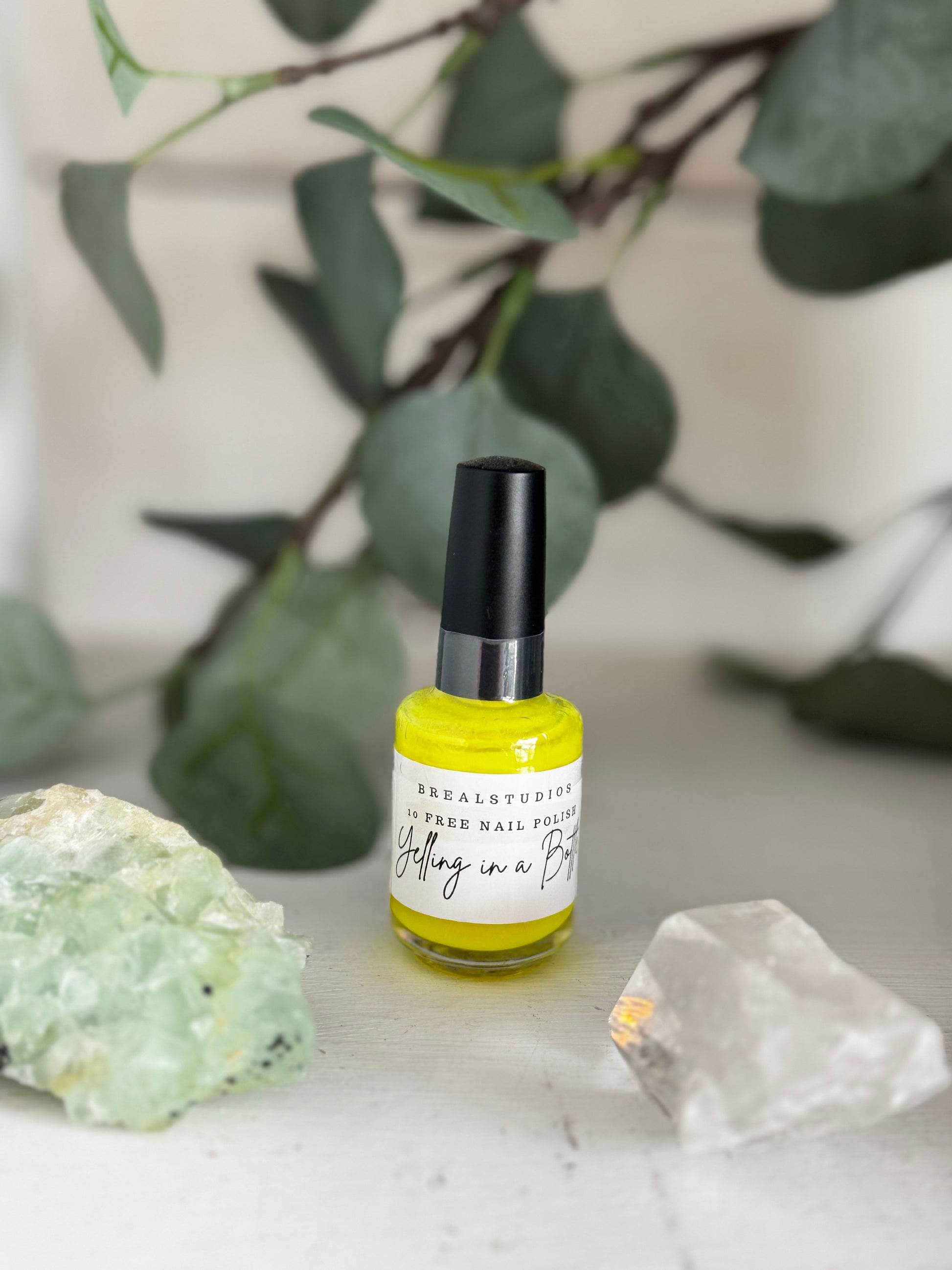 10 Free Non-Toxic Nail Polish