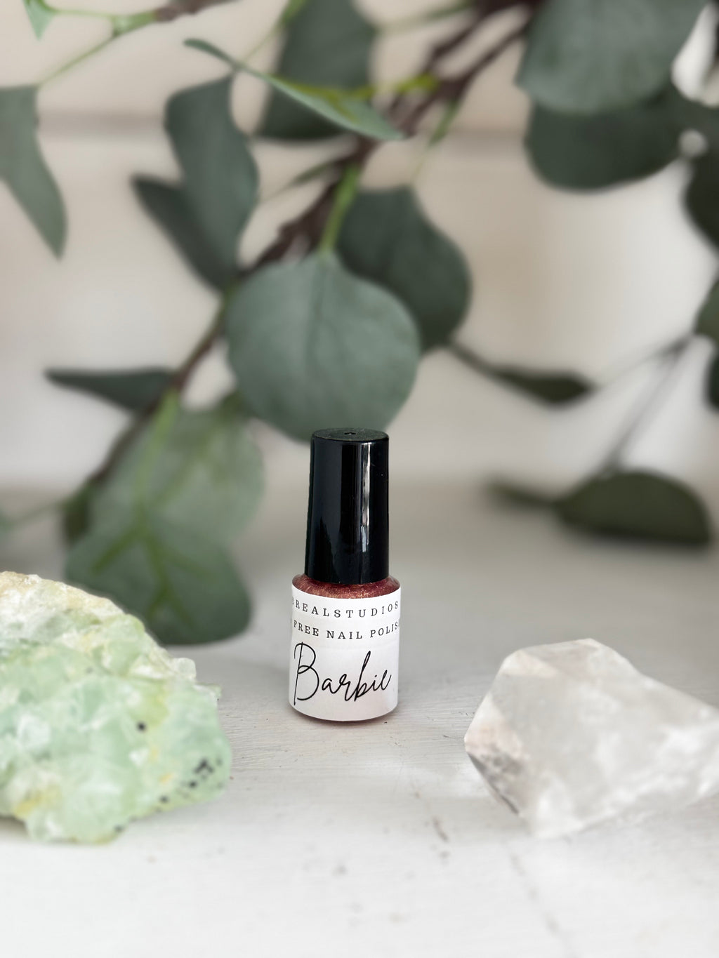 10 Free Non-Toxic Nail Polish