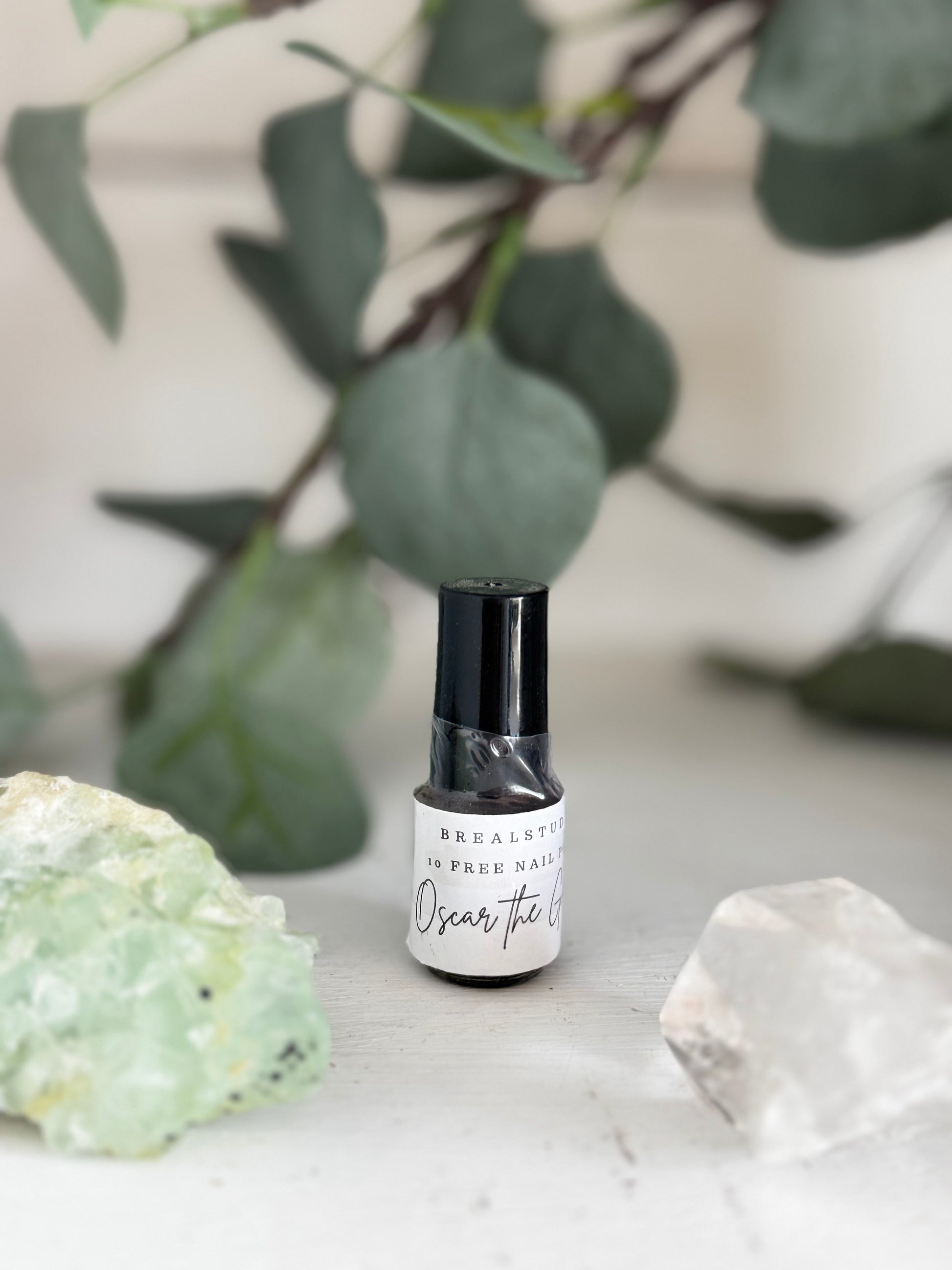 10 Free Non-Toxic Nail Polish