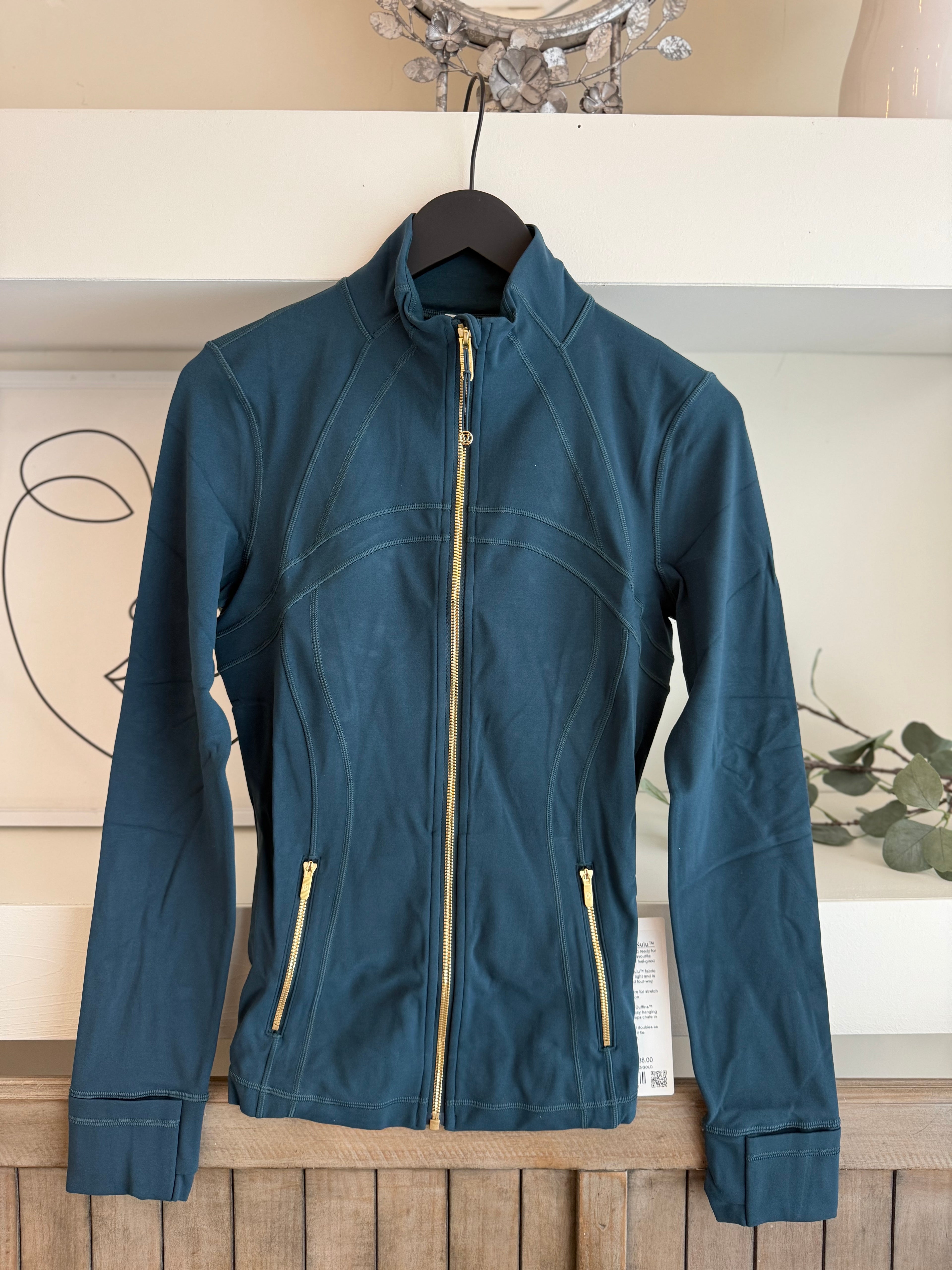 Define Jacket *Nulu