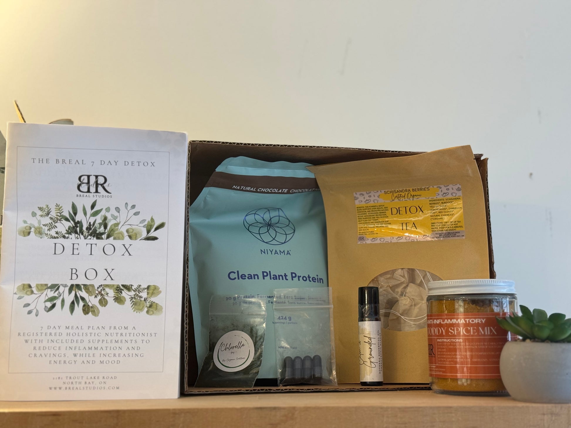 The Detox Box - 7 Day Anti-Inflammatory Meal Plan with Supplements