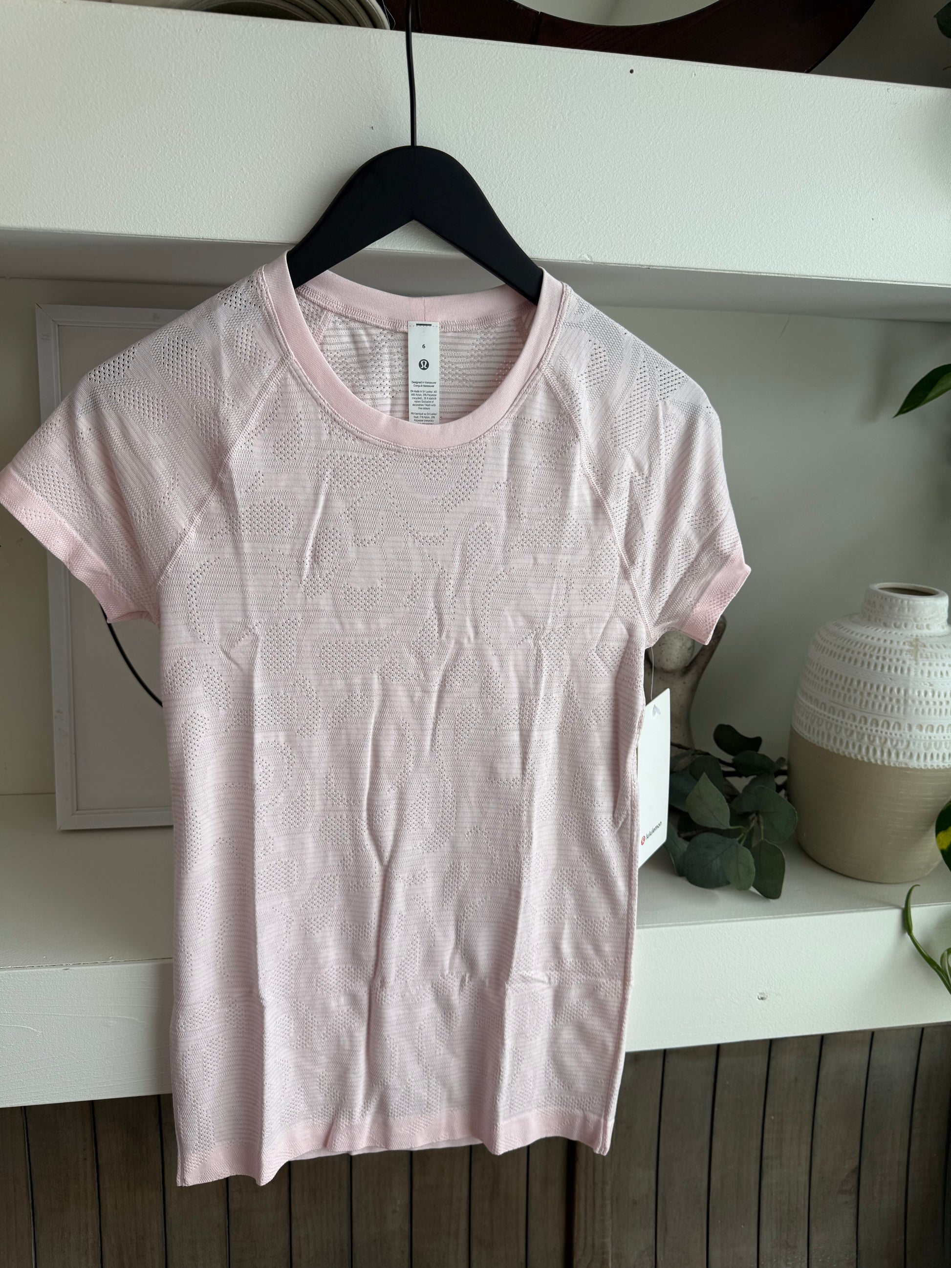 Swiftly Tech Short Sleeve