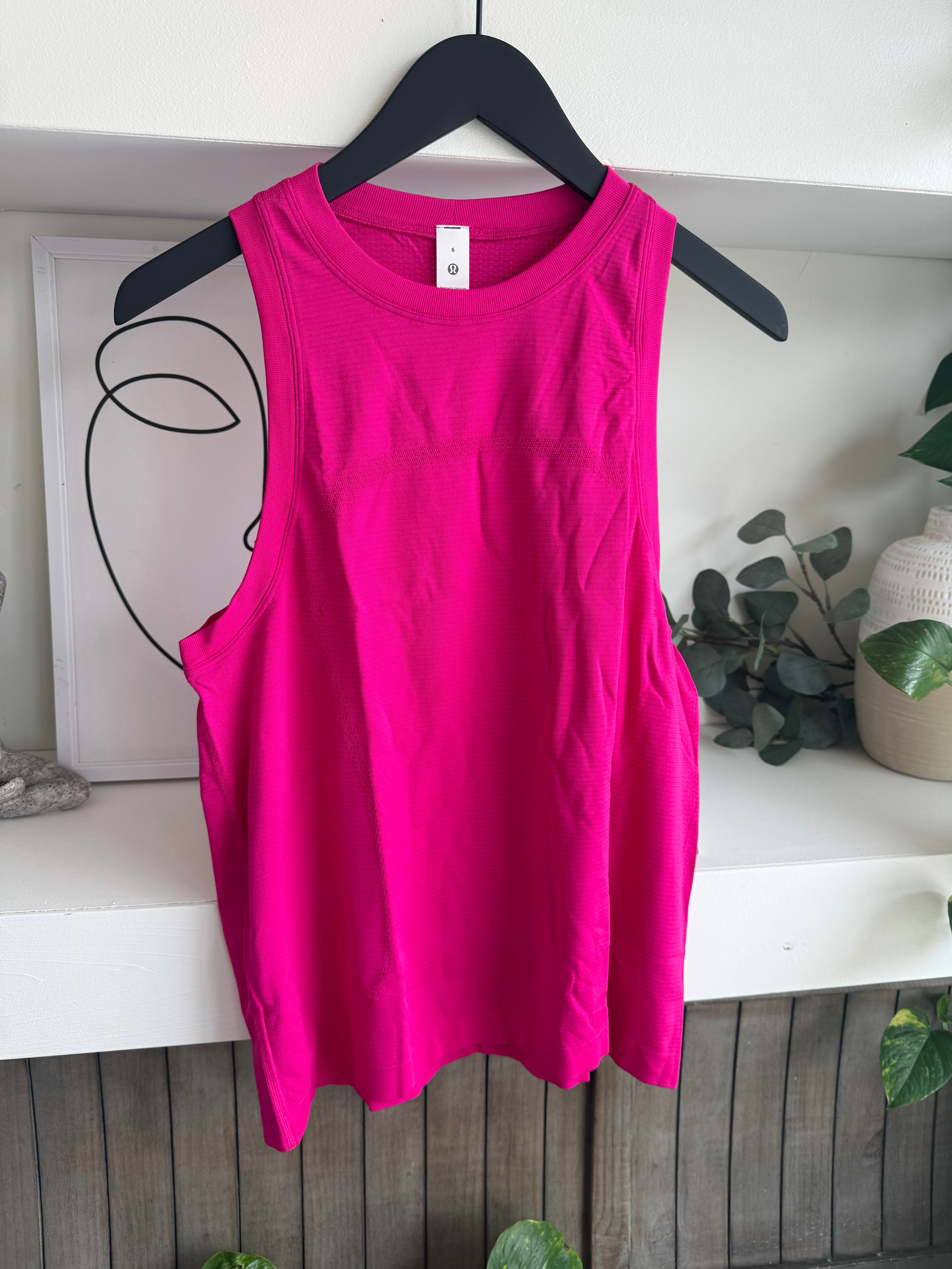 Swiftly Relaxed Tank