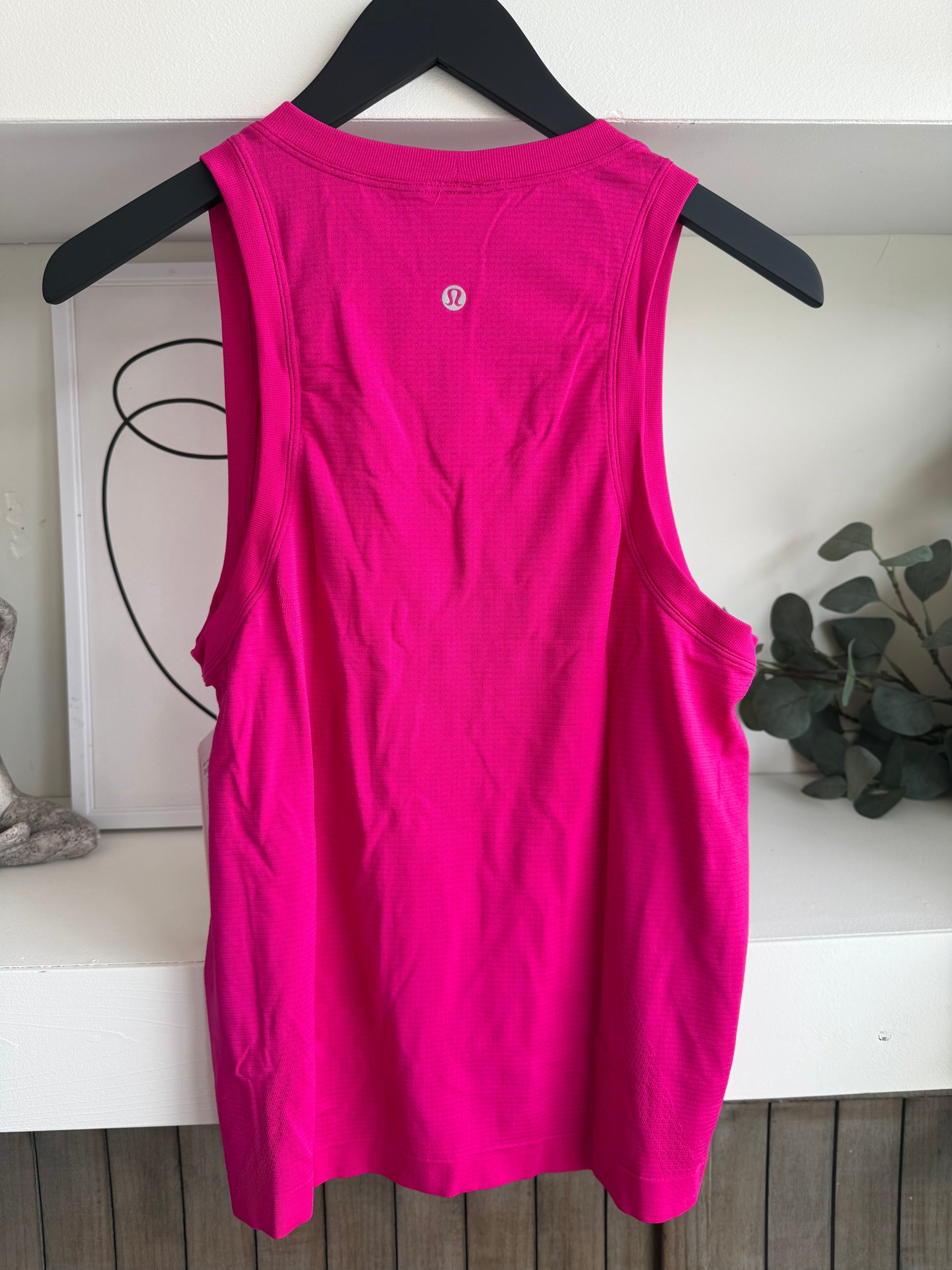 Swiftly Relaxed Tank
