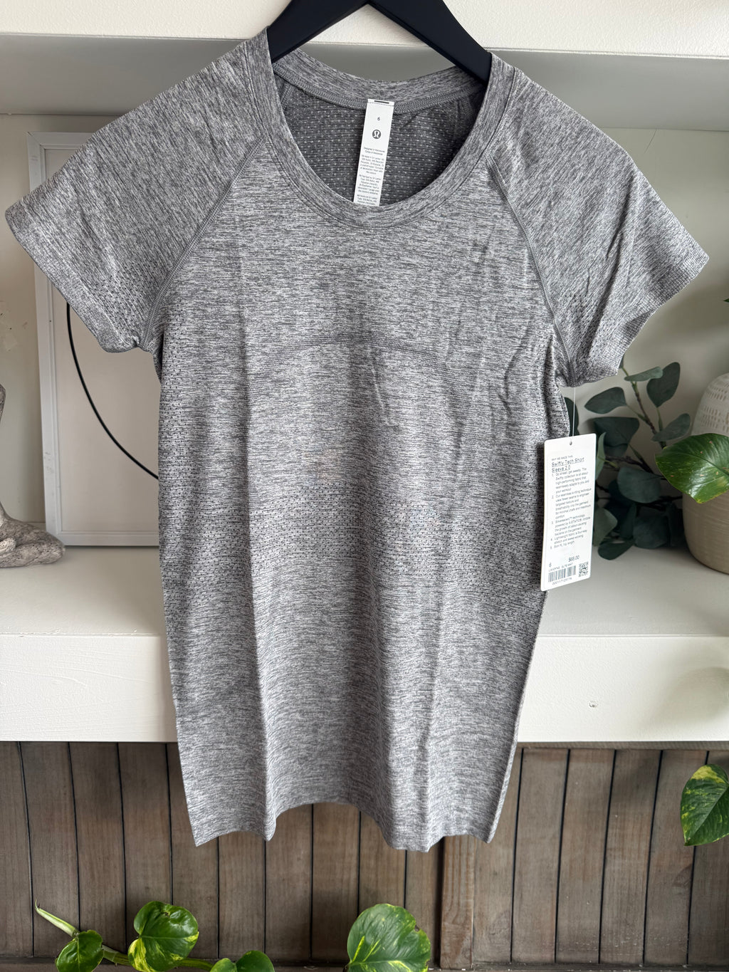 Swiftly Tech Short Sleeve