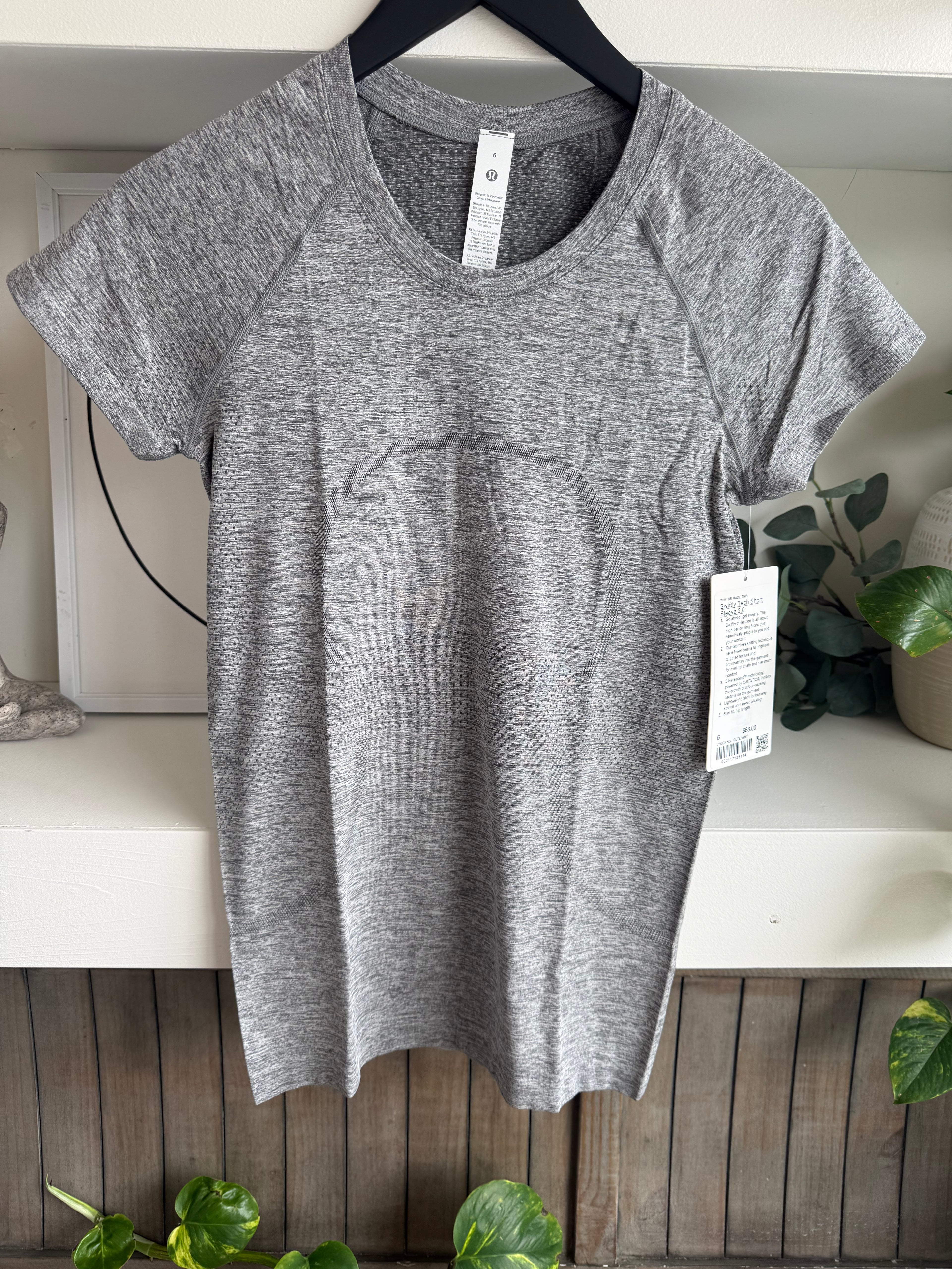 Swiftly Tech Short Sleeve