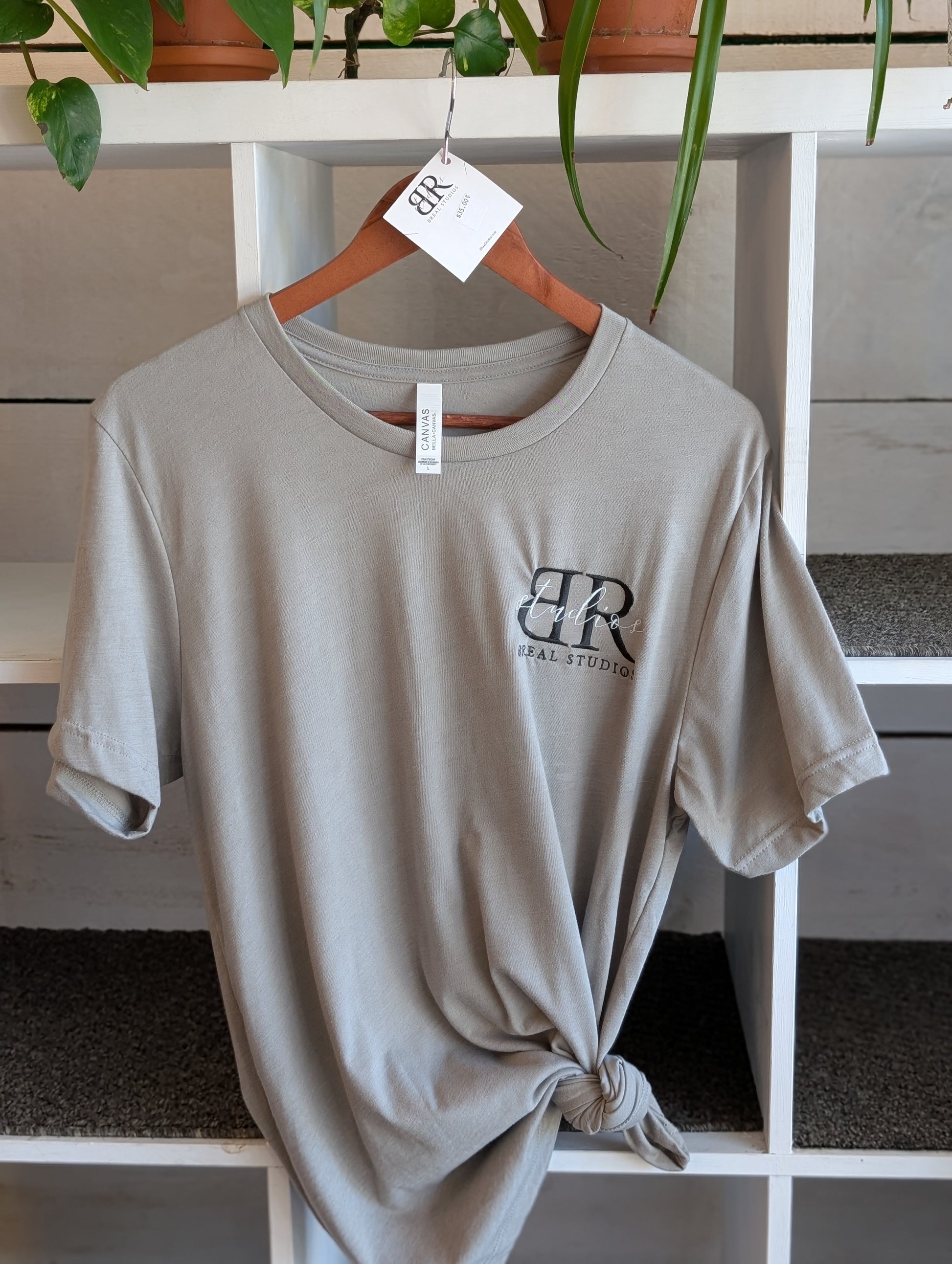 BReal Unisex Jersey T-Shirt Round Neck + V-Neck