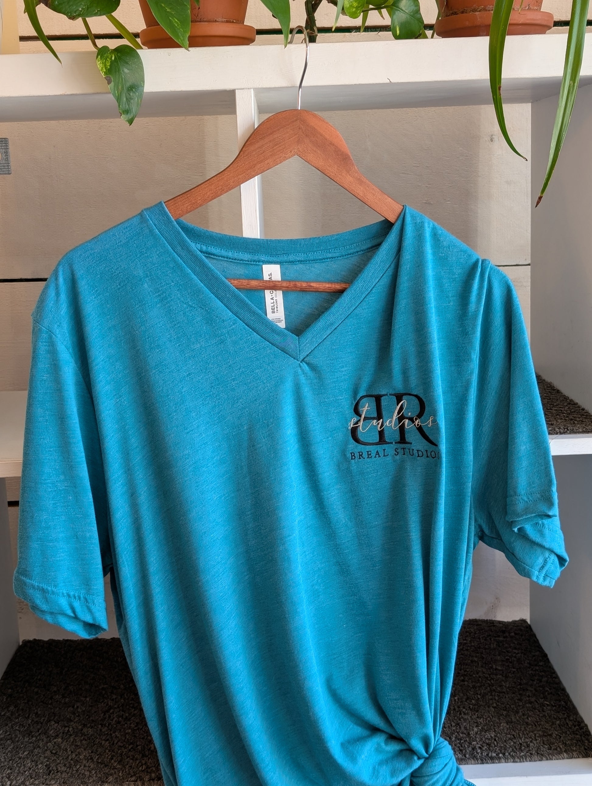 BReal Unisex Jersey T-Shirt Round Neck + V-Neck